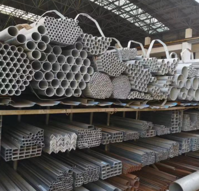 不銹鋼方管、圓管、角鋼、扁鋼